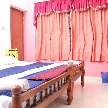 Dream Catcher Home Stay Kochi Exterior photo