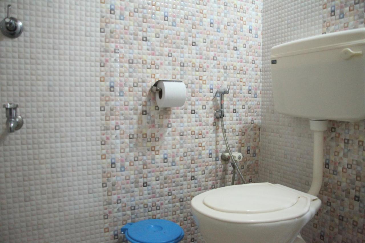Dream Catcher Home Stay Kochi Exterior photo
