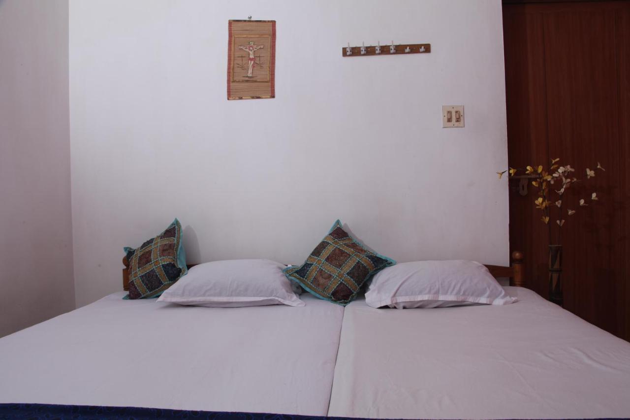 Dream Catcher Home Stay Kochi Exterior photo