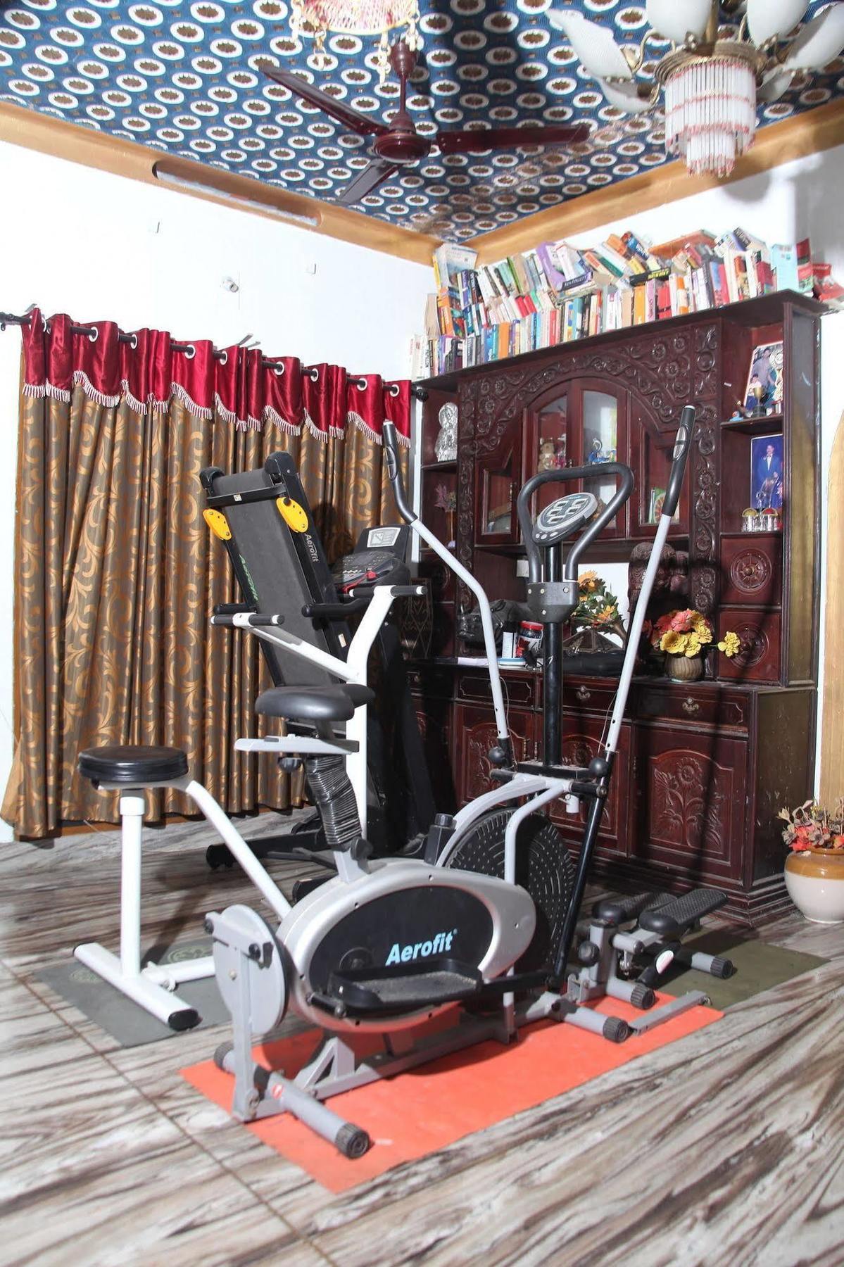 Dream Catcher Home Stay Kochi Exterior photo